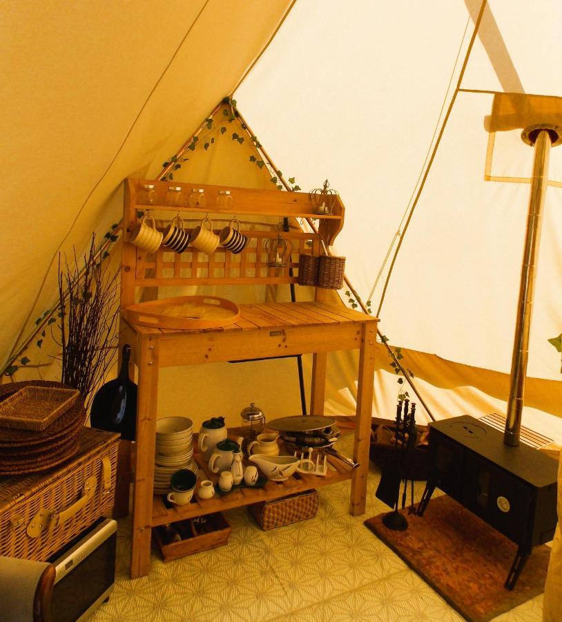 Hope Cottage Bell Tent Retreat Ашбърн Екстериор снимка
